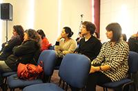 El encuentro se realizó en la Sala de Conferencias de la Facultad de Filosofía y Humanidades de la Universidad de Chile