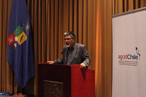 Profesor Guillermo Soto, director del Departamento de Lingüística.
