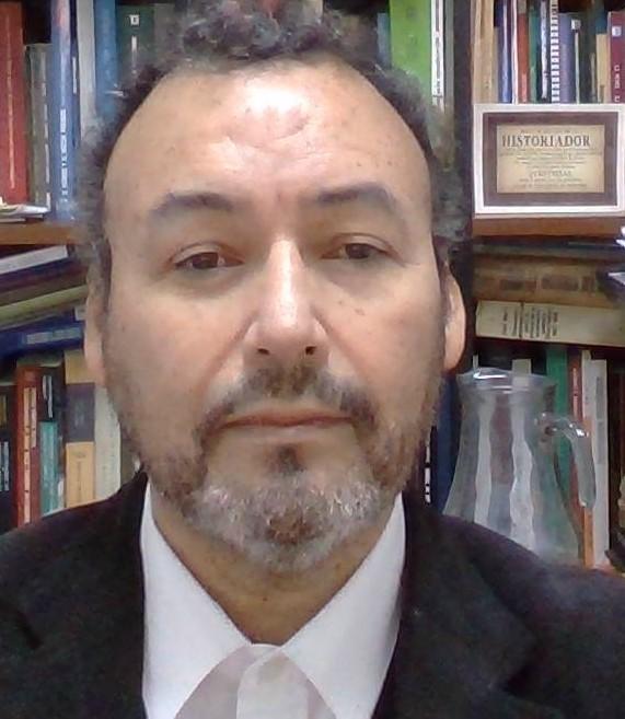 Mario Matus G. Dr. Historia Económica, Universidad de Barcelona. Profesor Asociado y director del Dpto. de Cs. Históricas. Universidad de Chile.