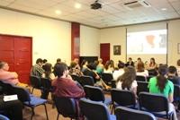 El coloquio se realizó en la Sala de Conferencias Prof. Ives Benzi Zenteno.